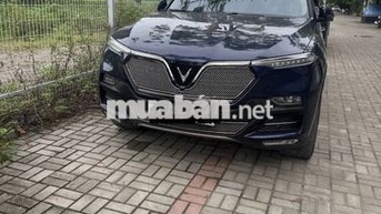 VinFast Lux SA Premium 2019 Xanh đen 80 vạn