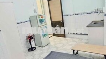 PHÒNG TRỌ FULL NỘI THẤT GIÁ RẺ - TOLET RIÊNG - NGAY HOÀ HƯNG