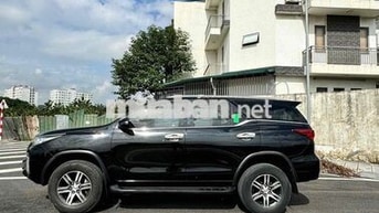 Toyota Fortuner 2019 Dầu Sàn Đen