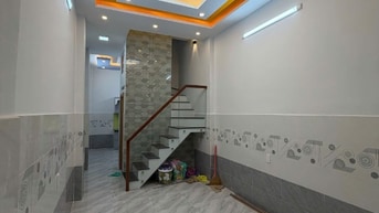 Chính chủ bán nhà ko qua mô giới, Hẻm xe hơi,chợ,siêu thị,trường học 