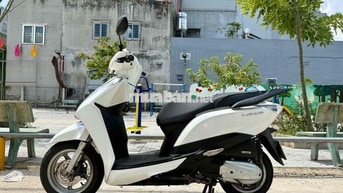 Honda Lead 2024 Trắng Xăng