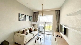 Chủ kẹt tiền bán gấp cc The Gold View - Q4 - 65m2 - 2pn2wc - 2,05 tỷ.