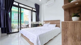 Căn hộ sân vườn 45m2 1pn full nt Đinh Tiên Hoàng - Q1