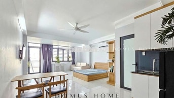 Cho thuê căn hộ ngay Trung tâm Quận 7 - giặt sấy free có thang máy