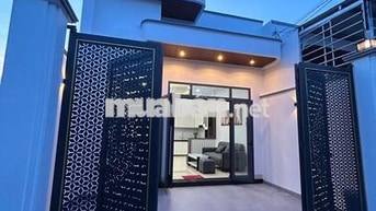 Nhà mới xây, gần Aone, Quảng Trường