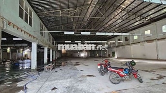 CHO THUÊ NHÀ XƯỞNG MẶT TIỀN QUỐC LỘ 1A – QUẬN 12, TP.HCM 🏭
