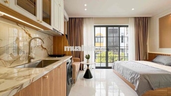 Nhà Mới_Thang Máy_Ban Công Gần Trường UEH, Hoa Sen, Y Dược, Bách Khoa
