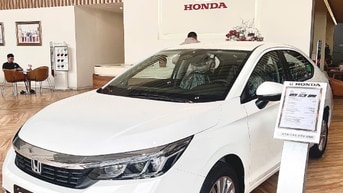 Honda City chạy giá tháng ngâu