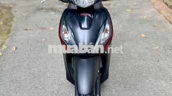 Honda Vision Cá Tính biển Hà Nội