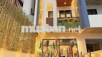 Cần Bán Nhà Mặt Tiền Tặng Lại Full Nội Thất