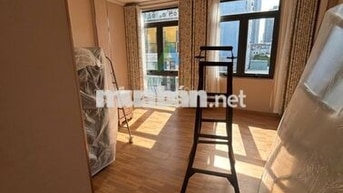 Cần cho thuê tòa căn hộ 6 tầng đường An Nhơn 3, Sơn Trà  9 phòng ngủ