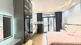 Cho thuê phòng ban công có nội thất
