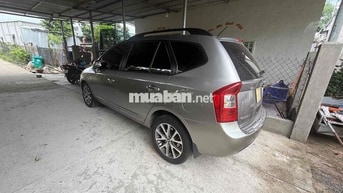 Kia Carens 7 chỗ Xám Số sàn