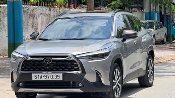 Ban Corolla Cross đời 2021 bản 1.8V hỗ trợ bank