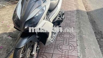 Honda Air Blade Trắng Xám