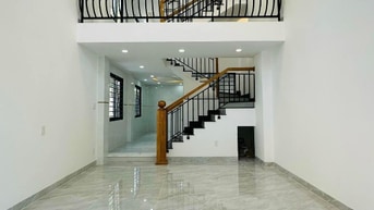 Hẻm xe hơi 68/8E Út Tịch, 4Phòng Ngủ, 4Lầu