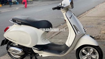 Piaggio Vespa Primavera. siêu đẹp zin chất