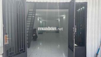 cho thuê nhà dt 4x19m cấp 4 gác lửng .