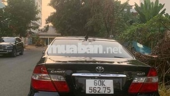 Toyota Camry 2003 2.4G MT Đen