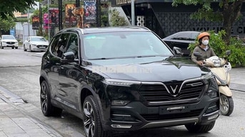 Vinfast Lux SA Premium 2019 Đen 80000 km