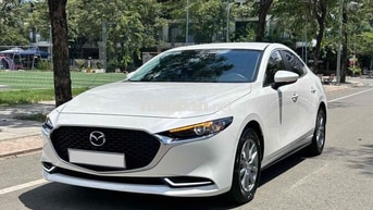 Mazda Mazda 3 Luxury 2025 Trắng 7.800km
