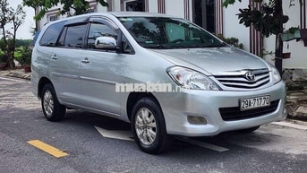 Toyota Innova G xịn sx2009,gia đình sử dụng .
