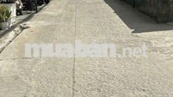 CHỦ NGỘP BANK , CẦN BÁN CĂN NHÀ CẤP 4 , HÓC MÔN . 100M2 , 2.7 TỶ TL . 
