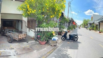 Chính chủ cần bán hoặc cho thuê nhà xưởng DT 88m2 đã có sẵn nhà xưởng