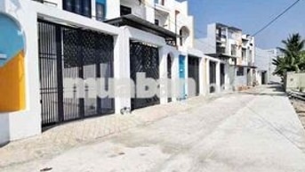 Em Cần Bán Nhà Phố Liền Kề - Tây Ninh - Long An . Ngã Tư Xoài Đôi .