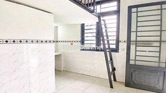 CHO THUÊ PHÒNG GÁC CỬA SỔ GẦN ĐẠI HỌC CÔNG THƯƠNG LÊ TRỌNG TẤN