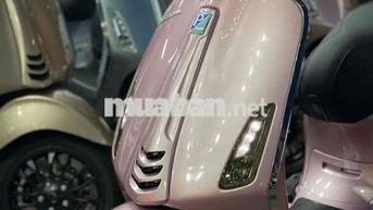 Piaggio Vespa Sprint Hồng