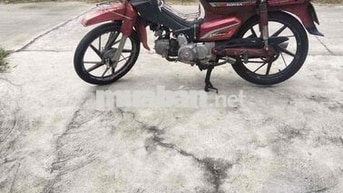 Honda Dream Đỏ Xăng