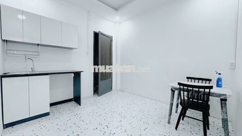 CHO THUÊ CĂN HỘ CAO CẤP 2PN - FULL NỘI THẤT - BÌNH THẠNH.