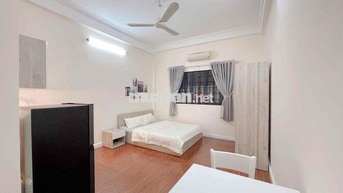 STUDIO CỬA SỔ TRỜI FULL NỘI THẤT NGAY KHU PHAN XÍCH LONG