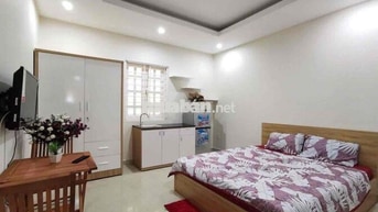 STUDIO cửa sổ trời lớn mới toanh ngay cầu Phú Mỹ, KCX