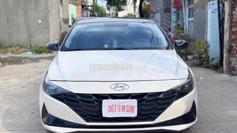 Hyundai Elantra 2022 1.6 tiêu chuẩn AT Trắng