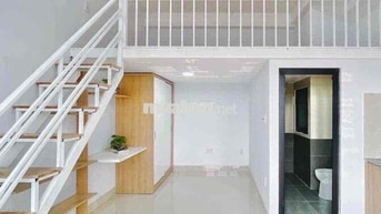 Phòng thoáng rộng hơn 30m2 full nội thất ngay Nguyễn Oanh