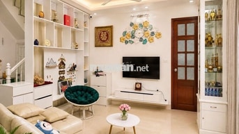 NHÀ 5 TẦNG CẦU GIẤY – 3PN – FULL ĐỒ CAO CẤP – GẦN Ô TÔ – 14,5 TRIỆU