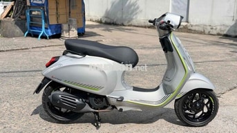 Piaggio Vespa Sprint 2025 Bạc 7000km