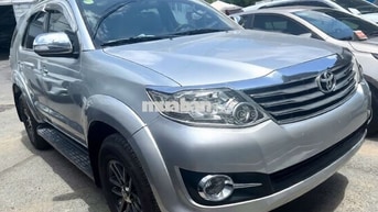 Toyota Fortuner 2016 2.7V 4x2 AT Bạc