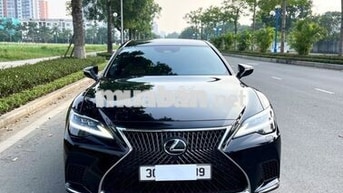 Lexus LS 500h 2025 Hybrid Đen 700km