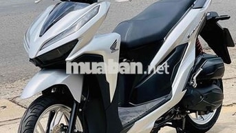 Honda Vario 150 2024 Bạc