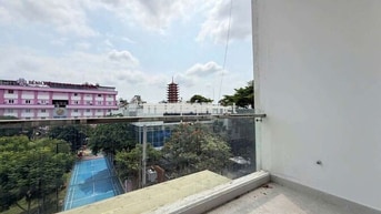 Căn hộ ban công , rộng ,cây cảnh thoáng mát