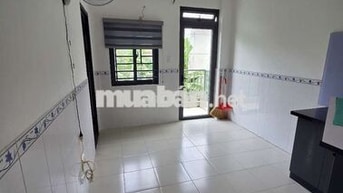 Cho thuê phòng đôi giáp Bình Thạnh và cầu Bình Triệu