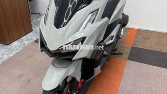 Honda Vario 160 2023 Xám Xi Măng 9000 Km