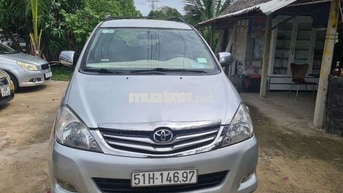 Toyota Innova G 2006 Bạc