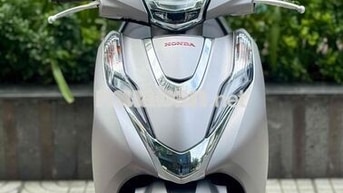 Lead 2018 khoá smk up 4val 9c (nợ xấu 14đ nhận xe)