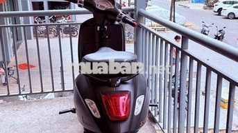 Lên đời tiễn em Vespa Sprint 125 Đen nhám