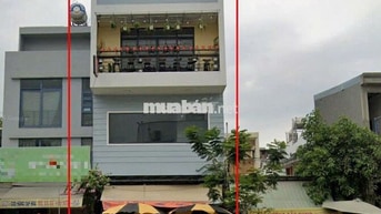 Mặt Tiền Dương Quảng Hàm Gần ĐH Văn Lang 100m2 Có 3 Tầng View Máy Bay
