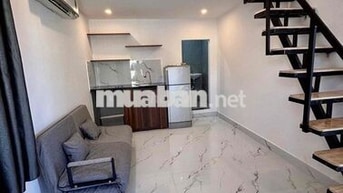 Căn 2 phòng ngủ ở 3-4 người sát đầu cầu Rồng cách biển Mỹ Khê 600 mét